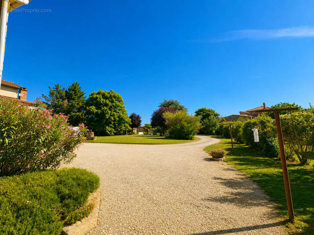 Maison de campagne avec piscine - 190m2 - photo 17