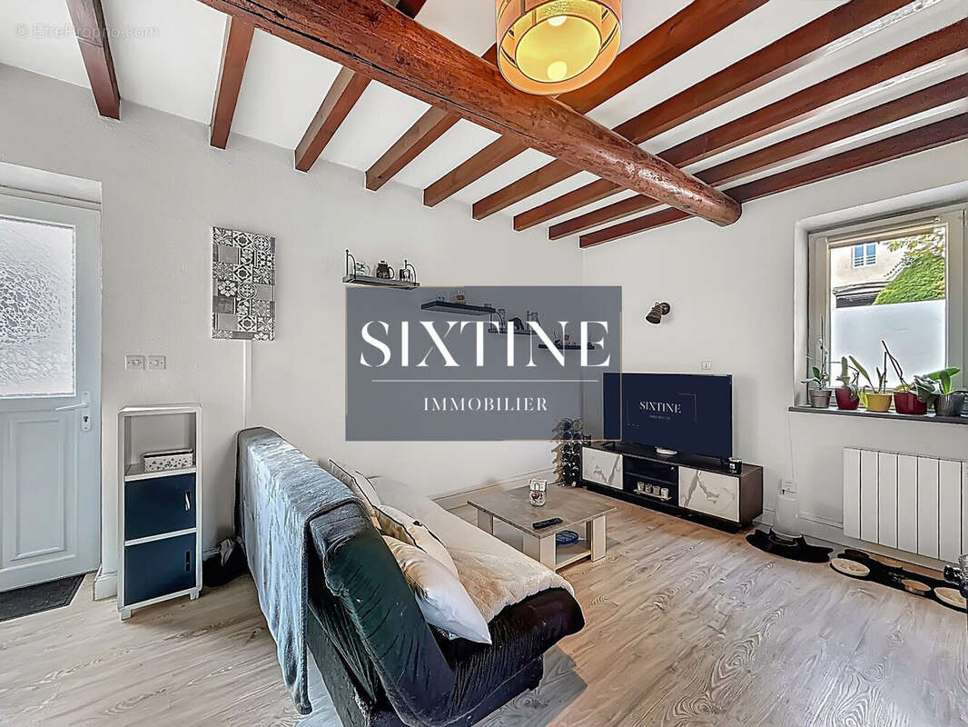 Appartement à SAINT-PRIM