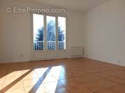 Appartement à LES MUREAUX