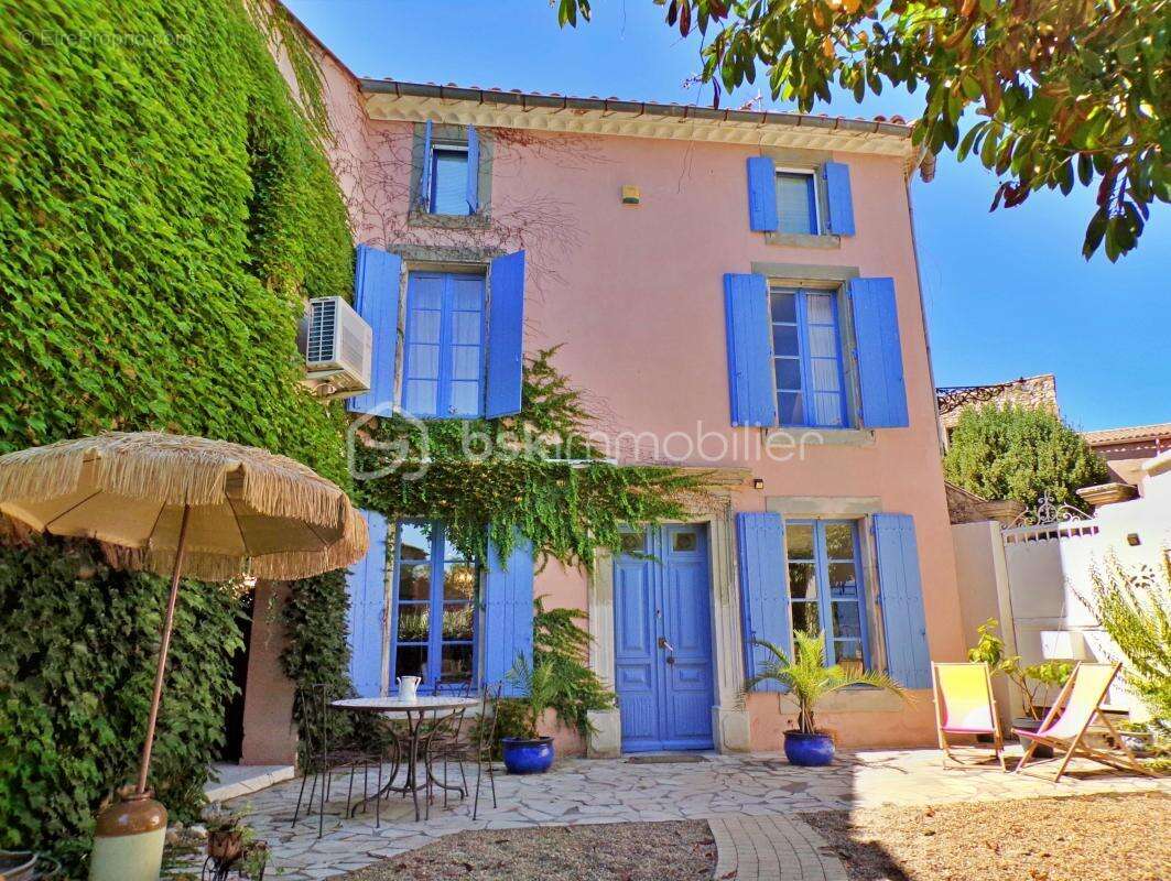 Maison à SAINTE-VALIERE