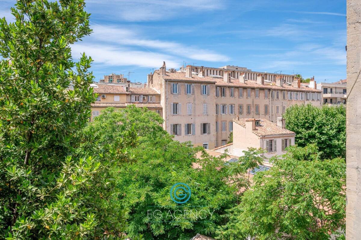 Appartement à MARSEILLE-6E