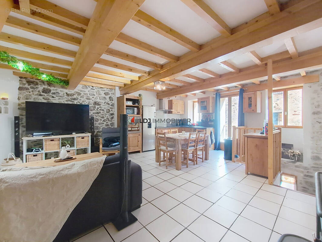 Maison à CAMPOME