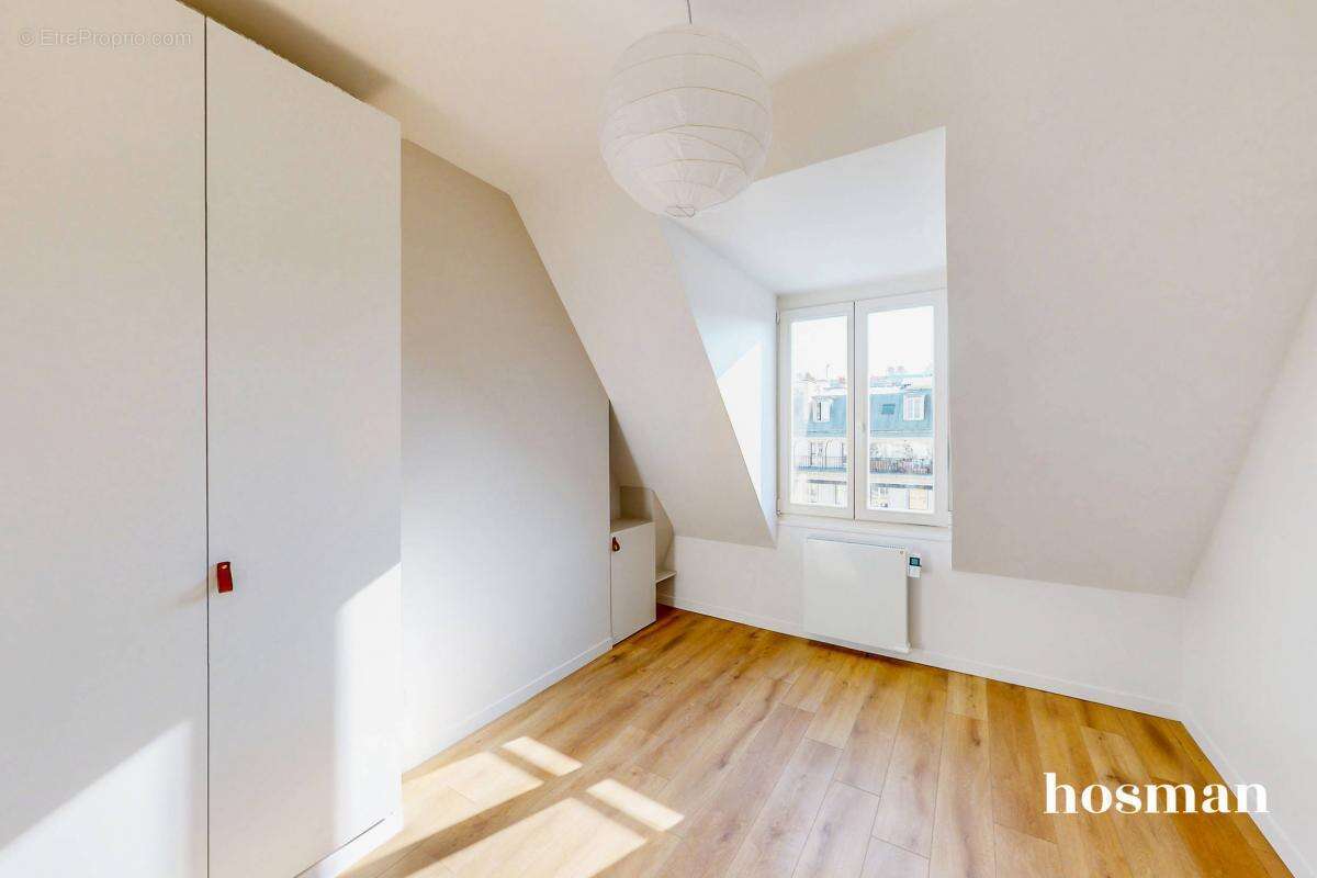 Appartement à PARIS-1E