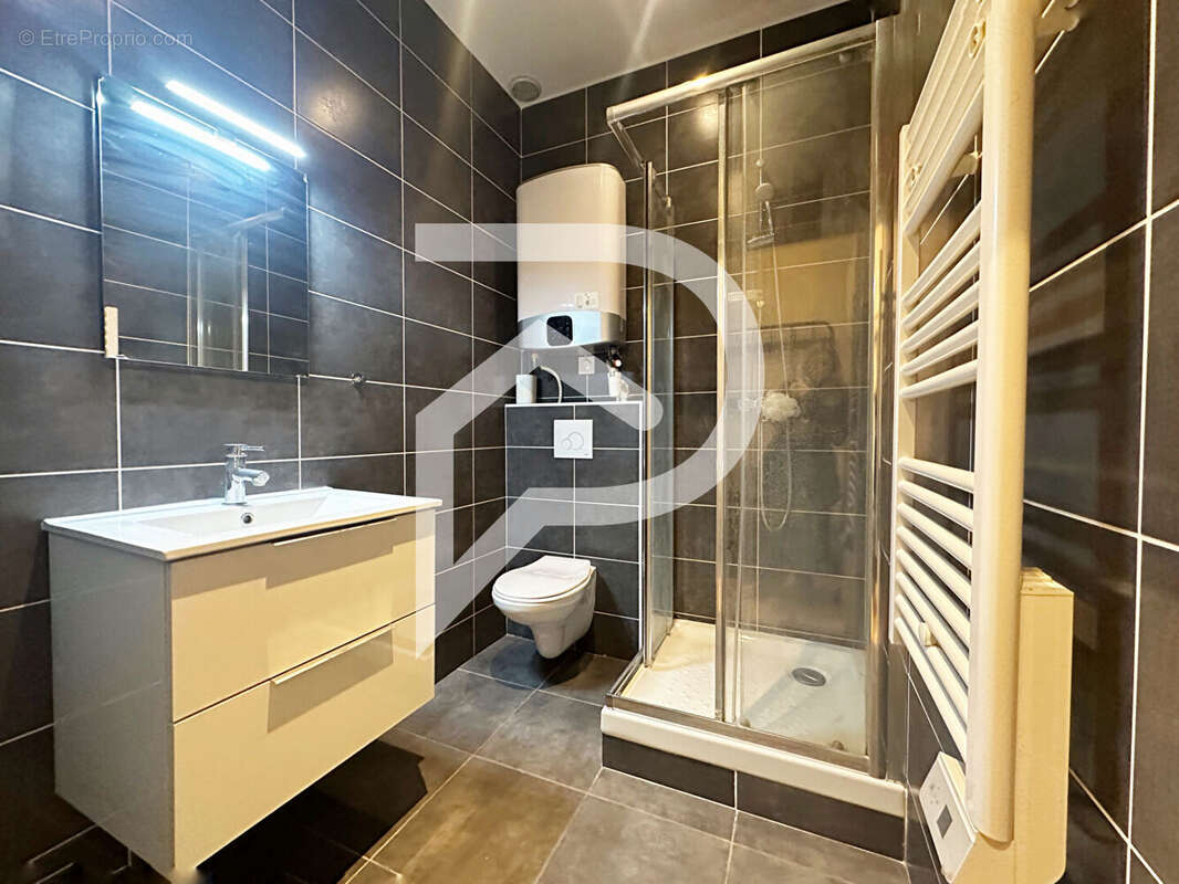 Appartement à LYON-8E
