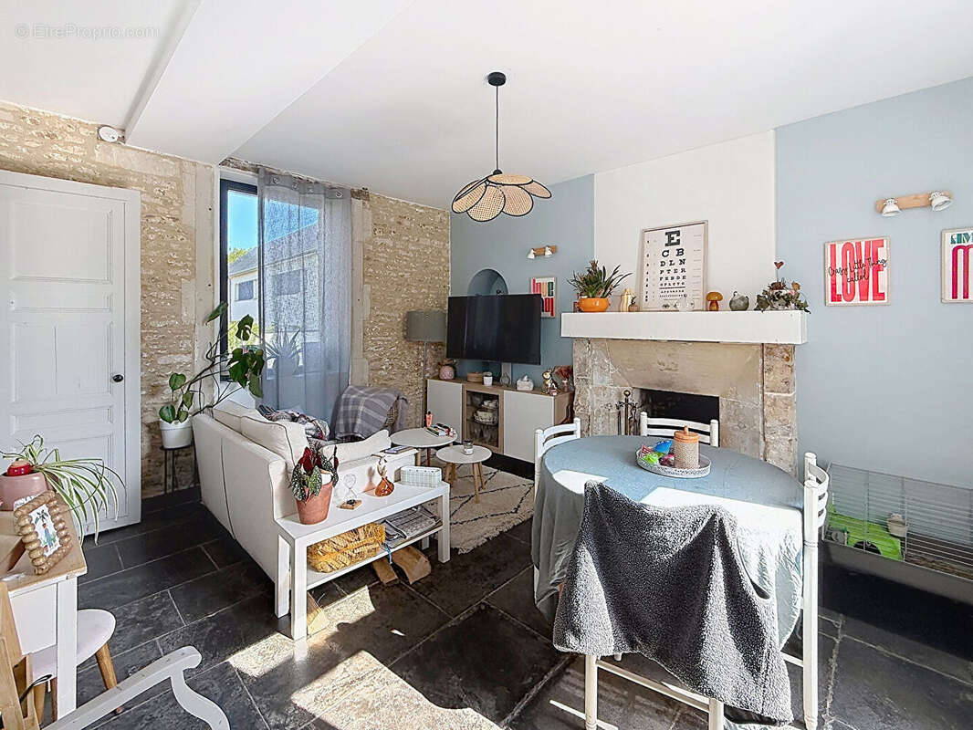 Maison à CAMBES-EN-PLAINE