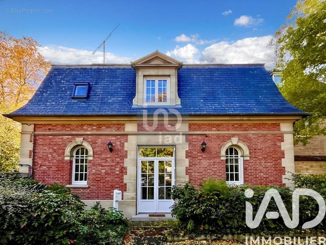 Photo 1 - Appartement à COMPIEGNE