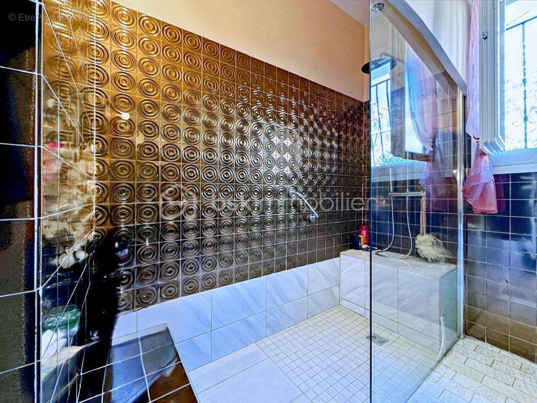 Maison à SIX-FOURS-LES-PLAGES