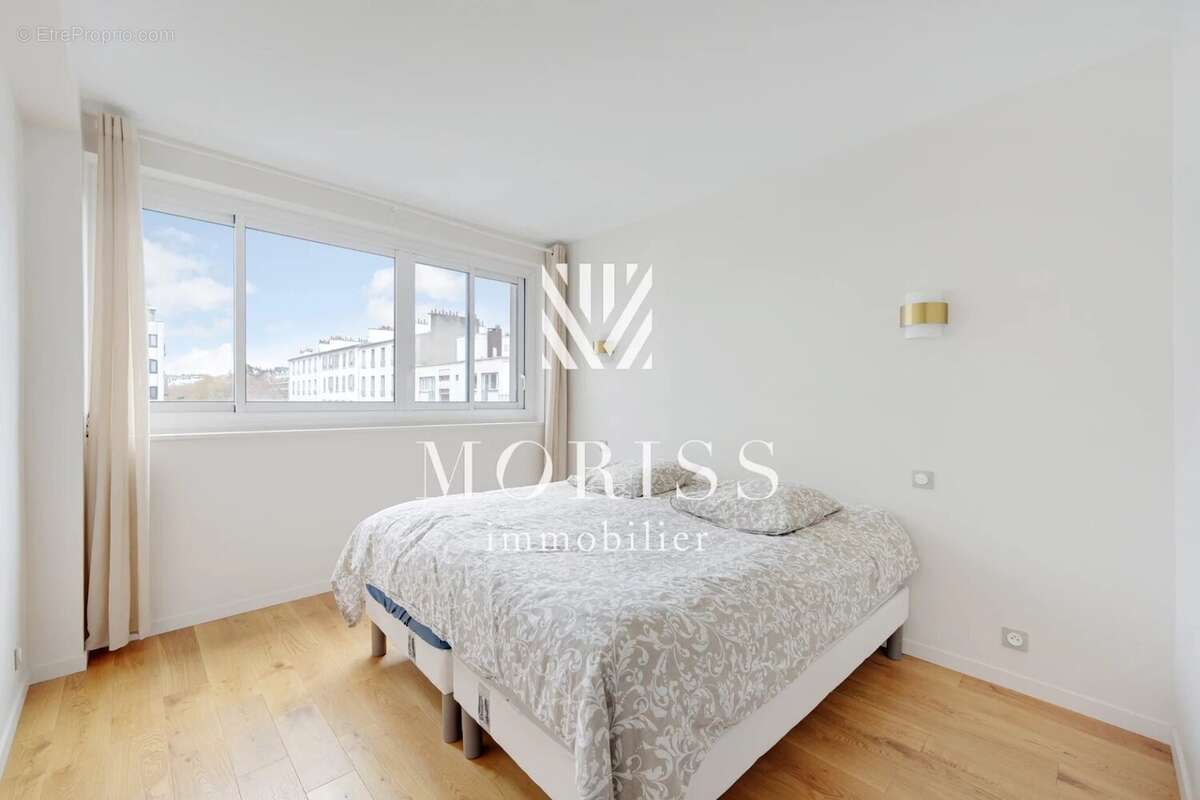Appartement à LEVALLOIS-PERRET