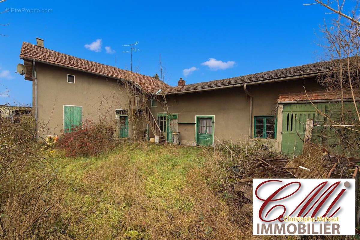 Maison à SAINT-OUEN-DOMPROT