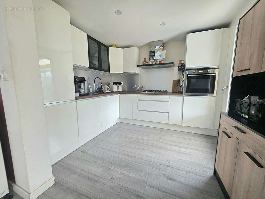 Maison à SAINT-QUENTIN-FALLAVIER