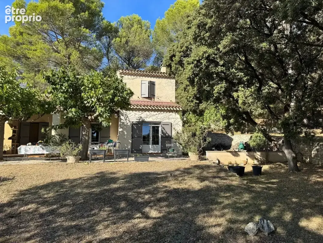 Pelissanne maison 164 m2 sur 2800n m2 de terrain - photo 2