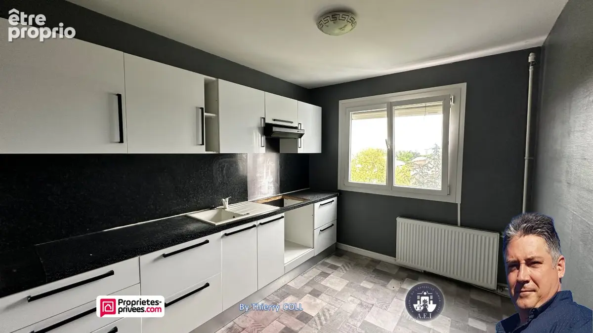 Appartement Venissieux 4 pièce(s) 81.63 m2 Vendu loué - photo 4