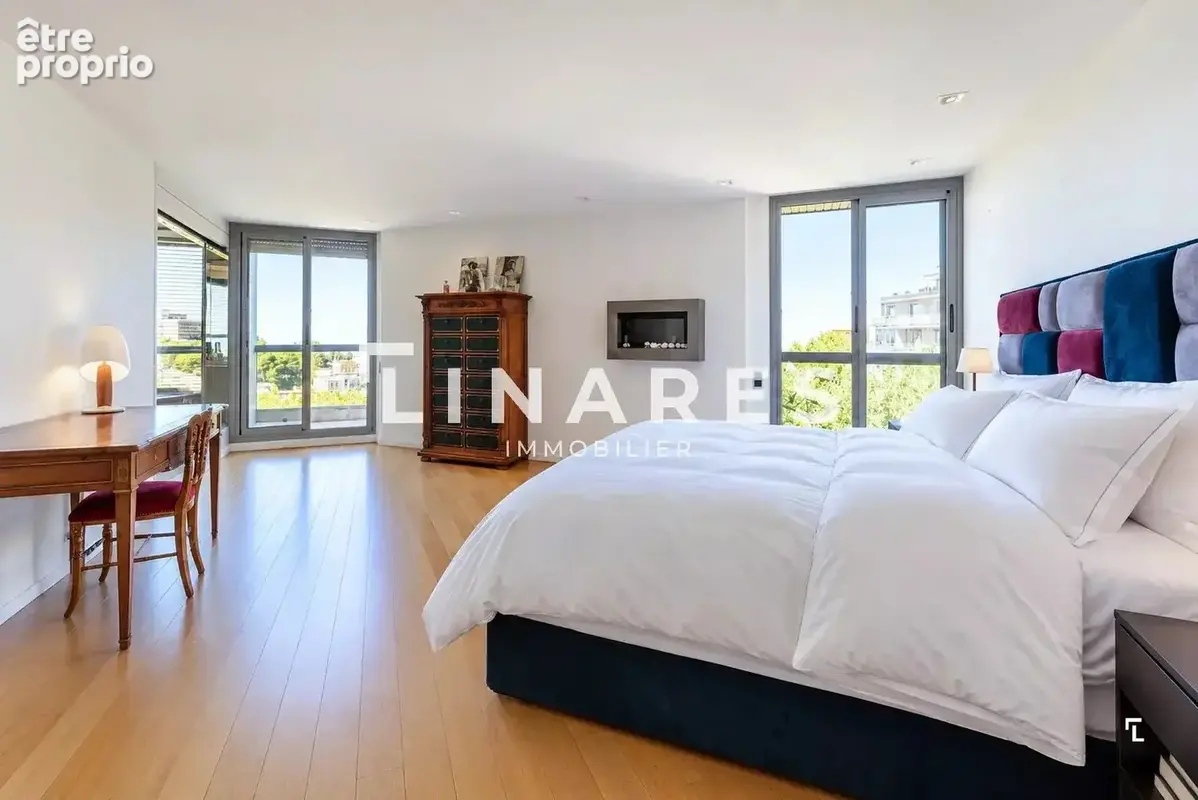 L’ARTEA - Maison T8 de 313 m² - Piscine - Parking - 13007 Roucas Blanc - photo 9