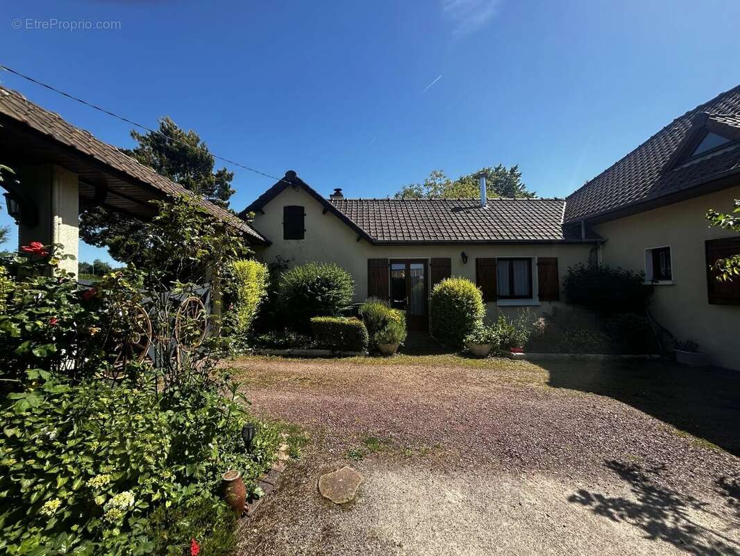 Maison à MENNEVILLE