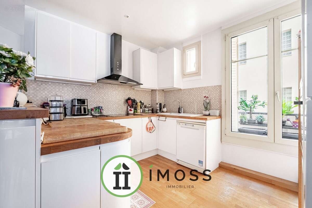 Appartement à LA GARENNE-COLOMBES