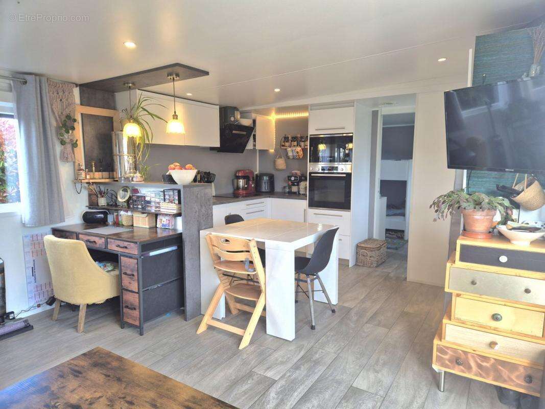 Maison 46 m² à Sainte-Foy  - photo 2