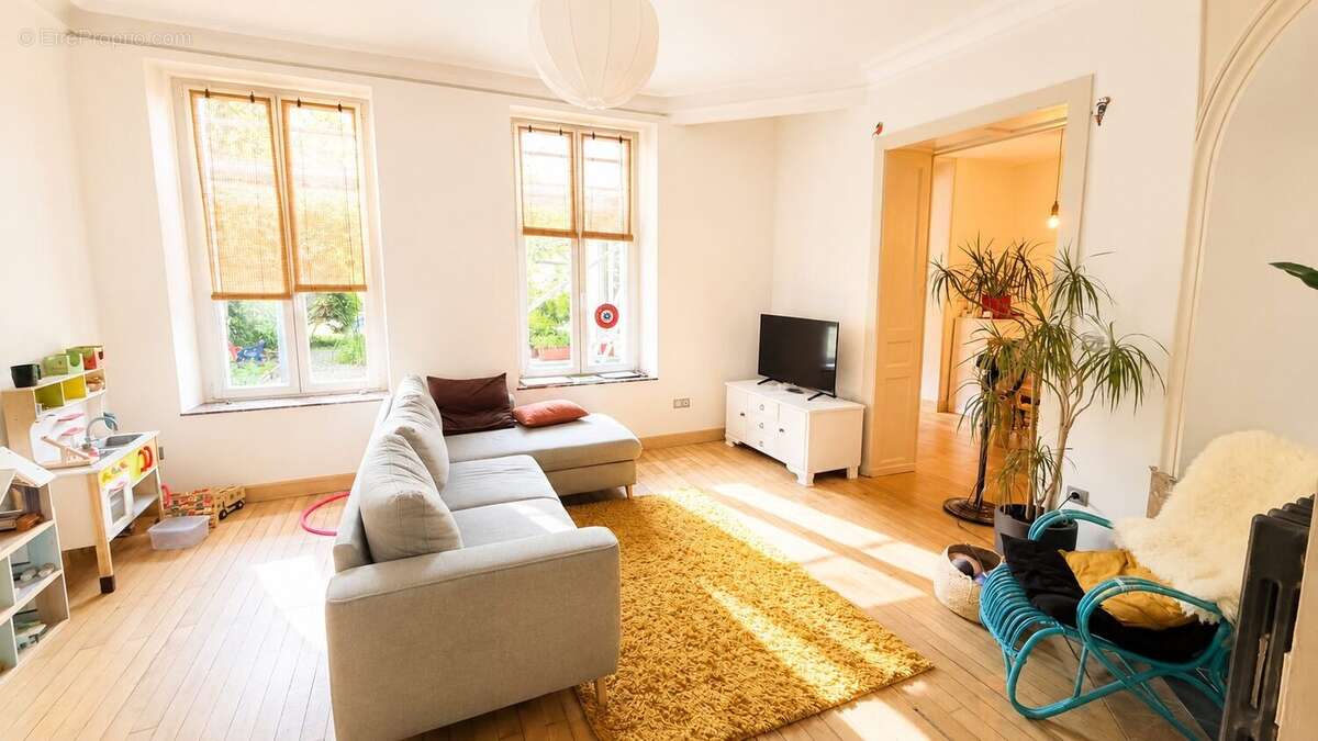 Appartement 90 m² à Nancy  - photo 3