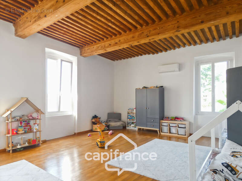 Maison à SAINT-GENIES-DE-COMOLAS