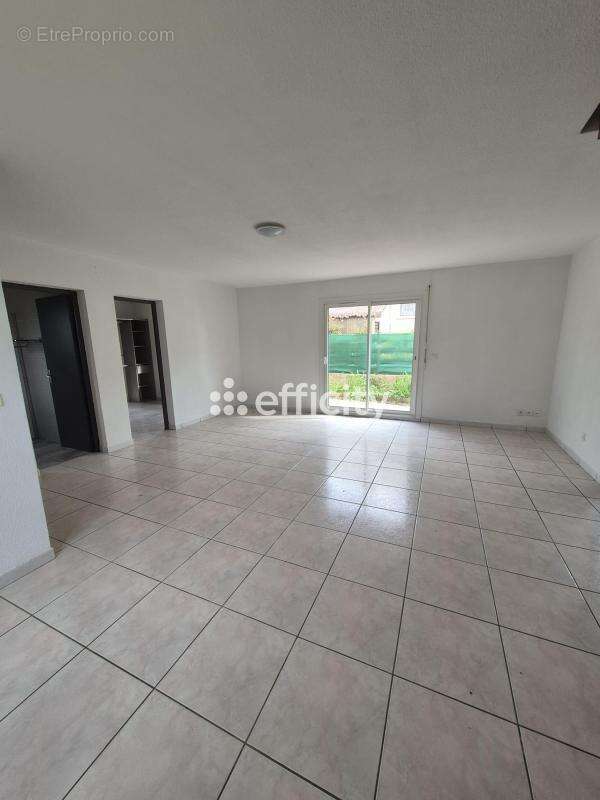 Maison 86 m² à Agde  - photo 2