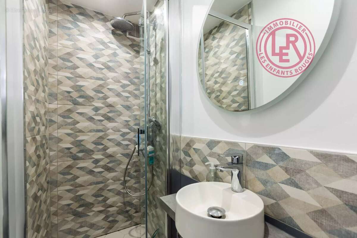 Appartement à PARIS-3E