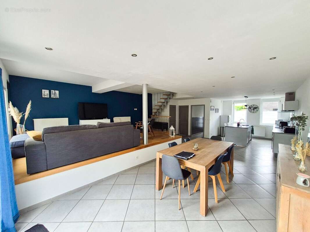 Maison à LYS-LEZ-LANNOY