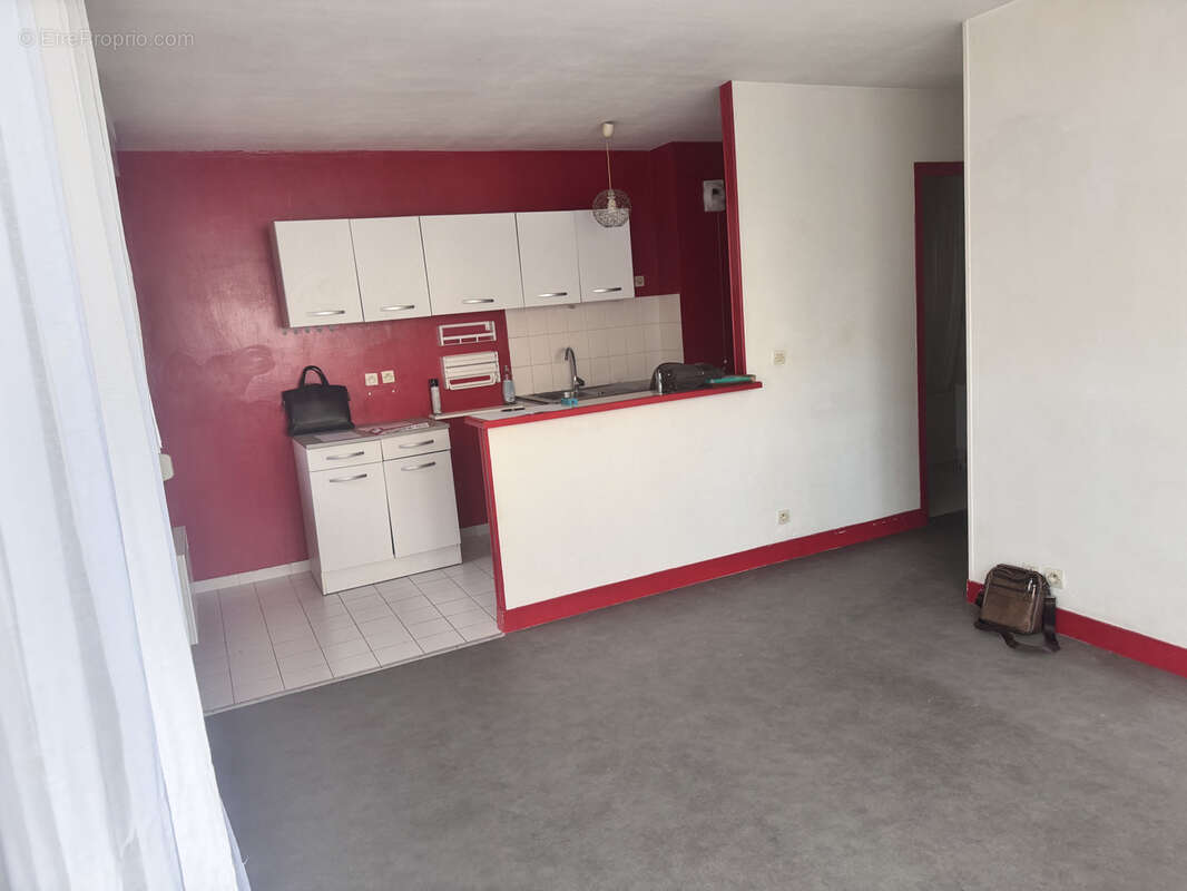 Appartement à SARTROUVILLE