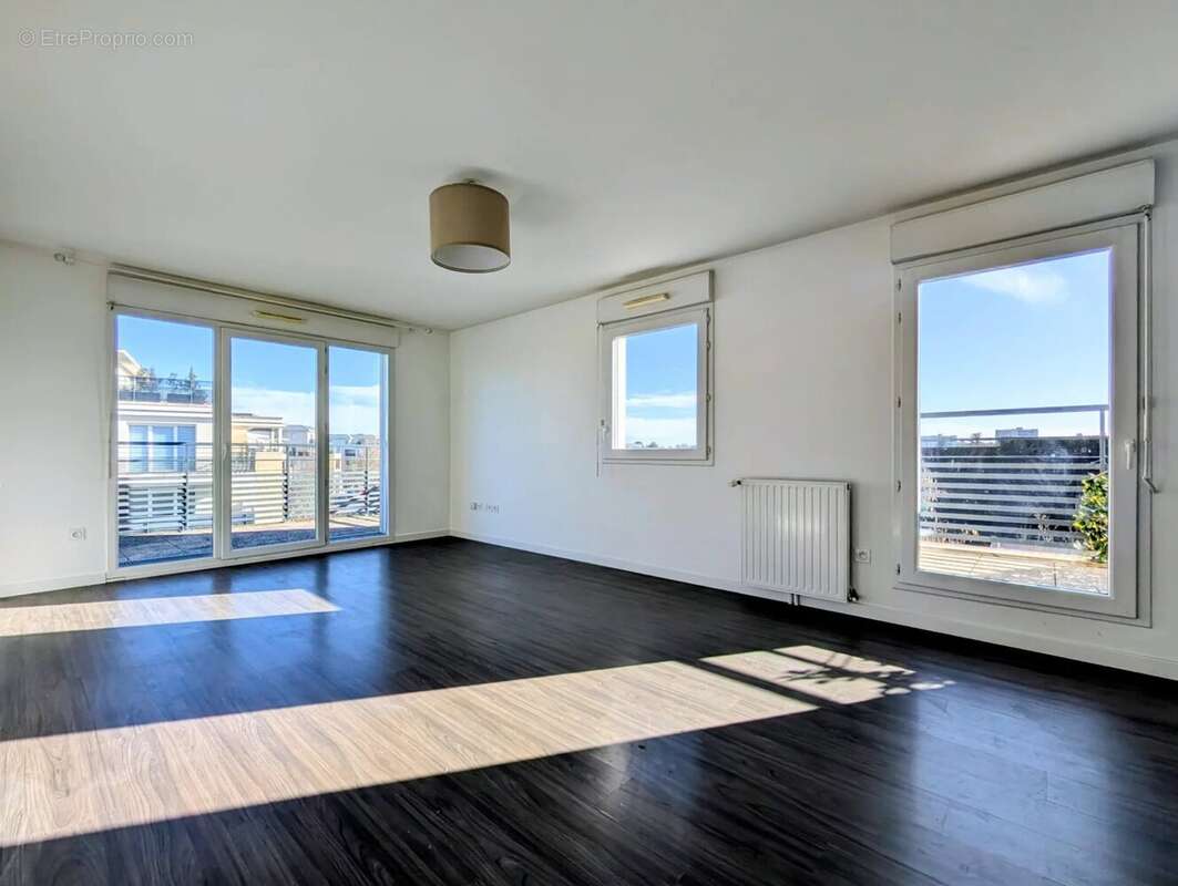 Appartement à ELANCOURT