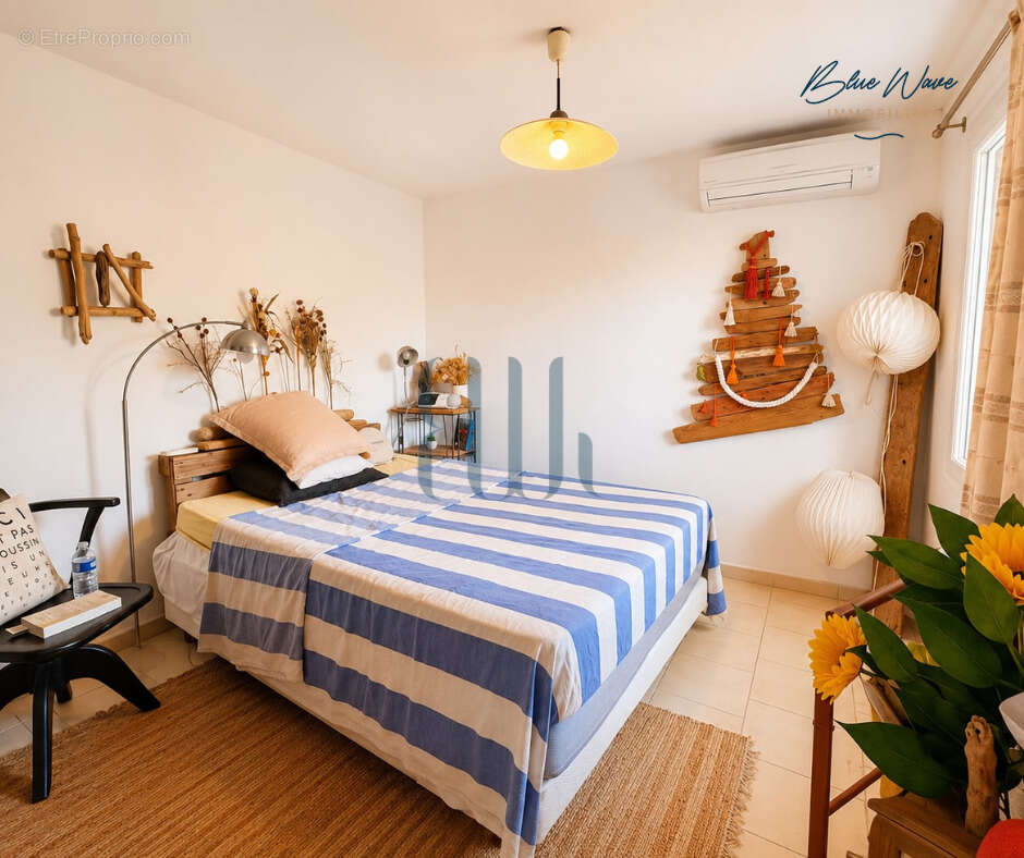 Grimaud   guerrevieille   propriété de caractère avec vue mer à quelques pas des plages - photo 17