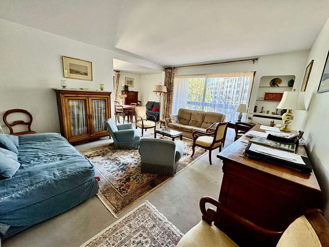 Appartement à VERSAILLES