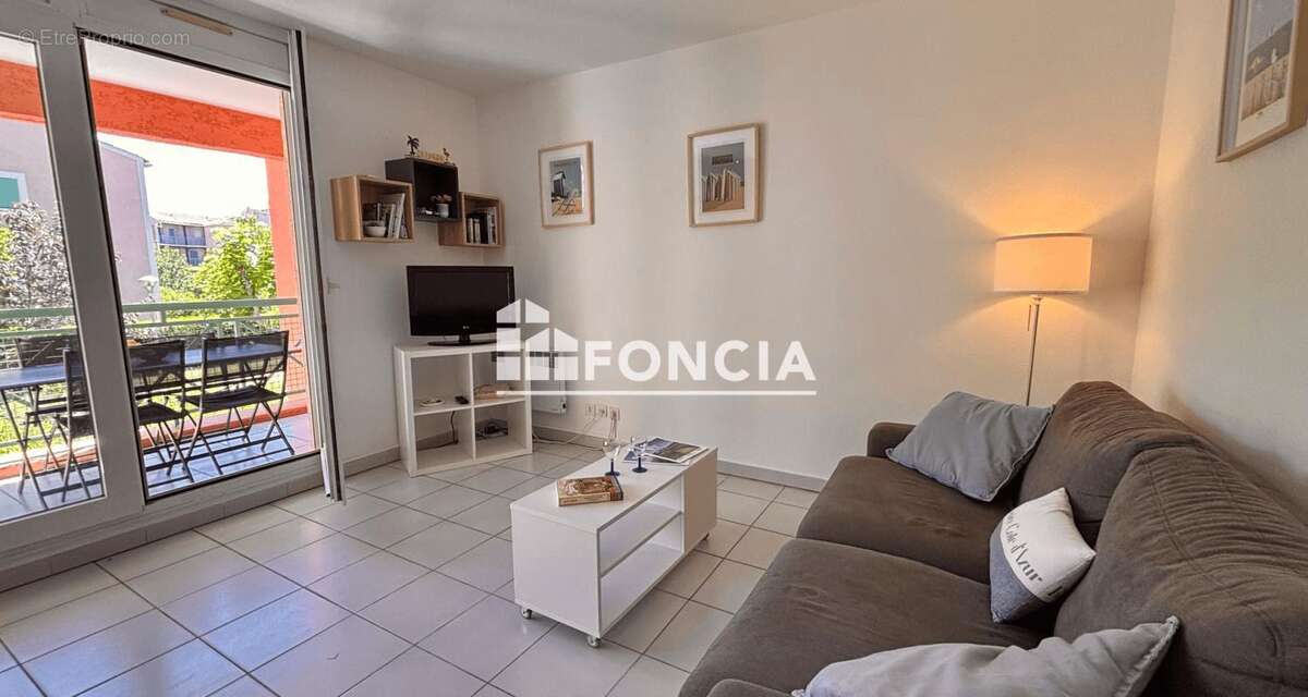Appartement à LA LONDE-LES-MAURES