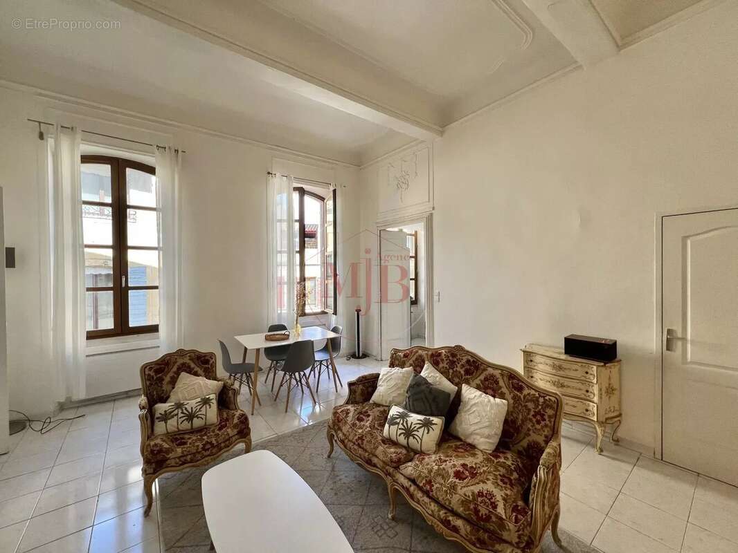 Appartement à TARASCON