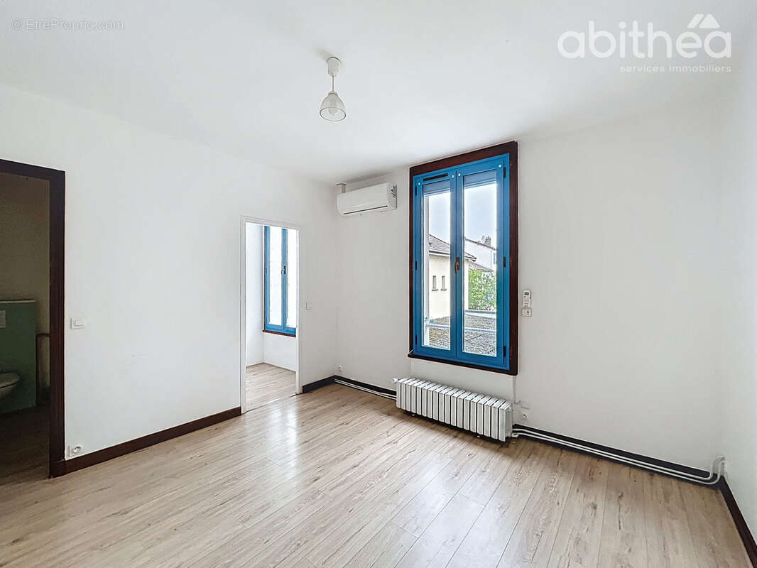 Maison à CHOISY-LE-ROI