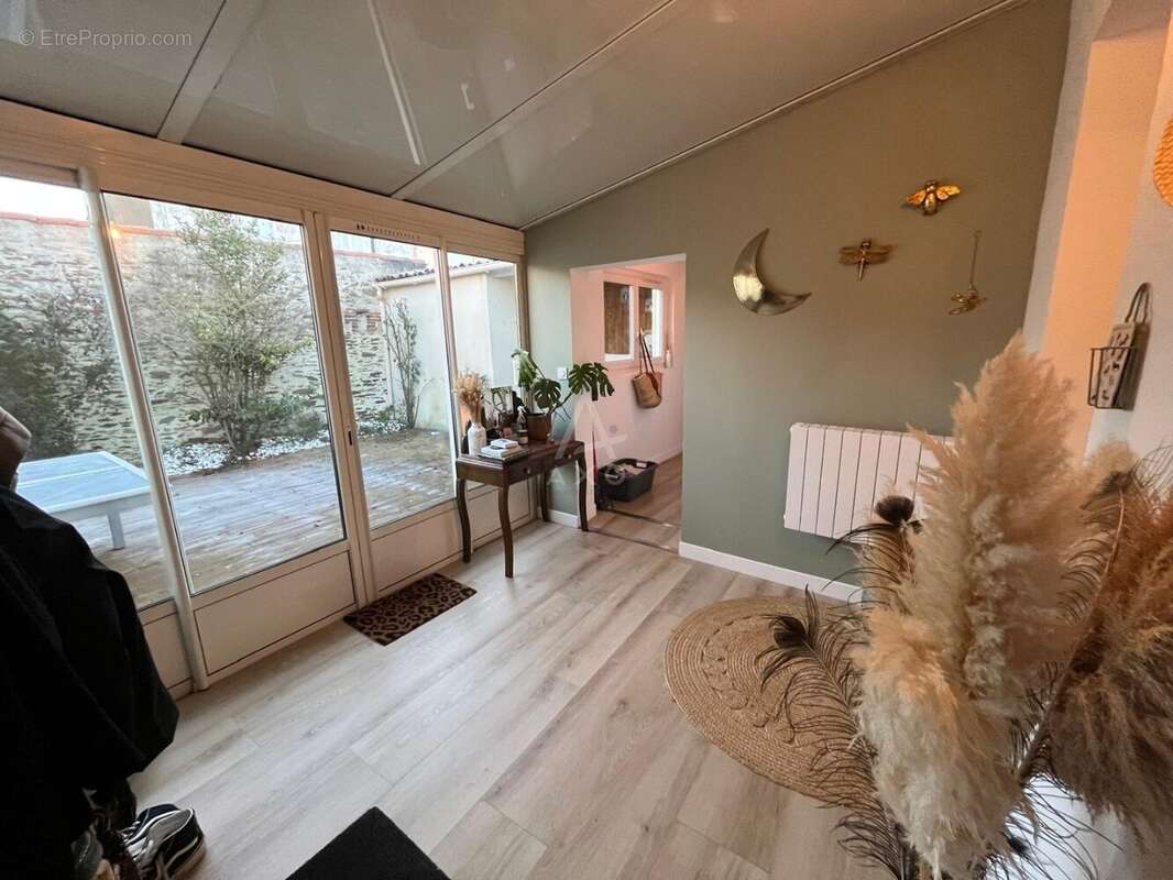 Maison à LES BROUZILS