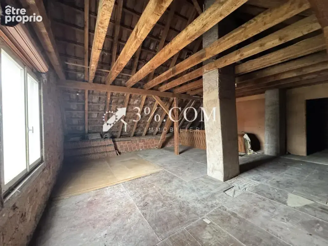 3%COM Maison à rénover avec jardin - photo 9