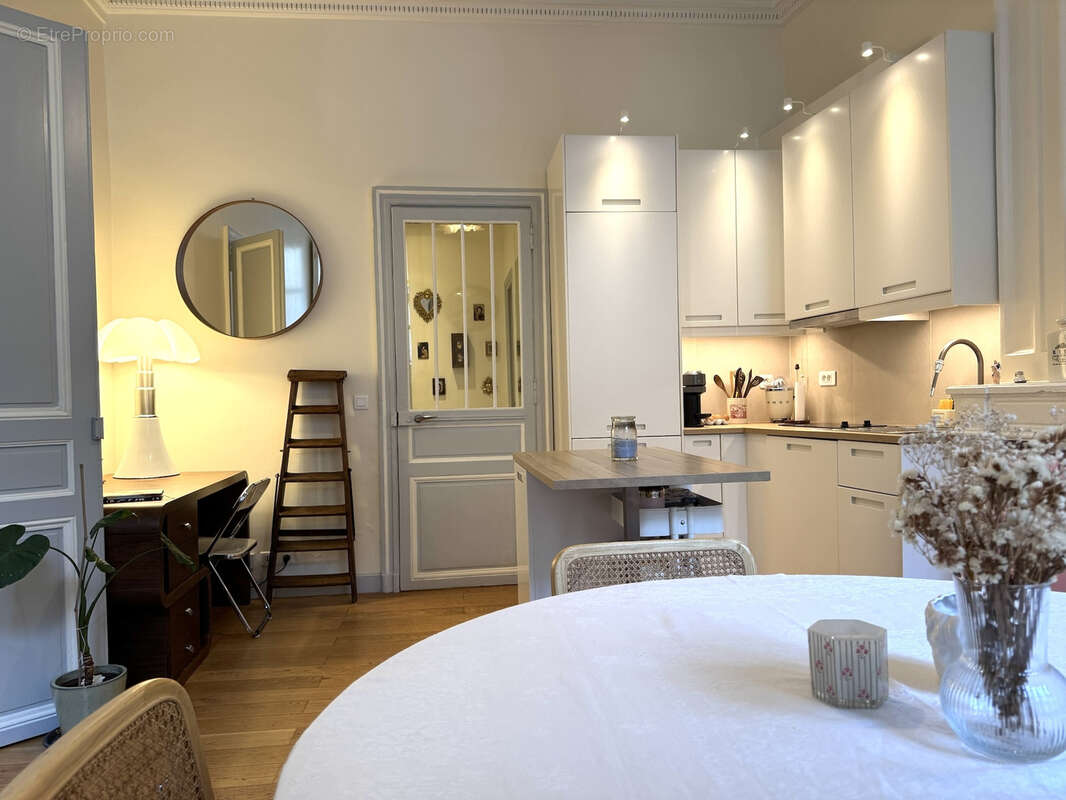 Appartement à BORDEAUX