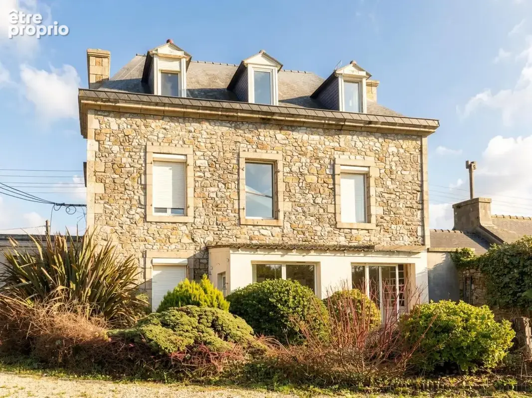 Maison à PLOUENAN
