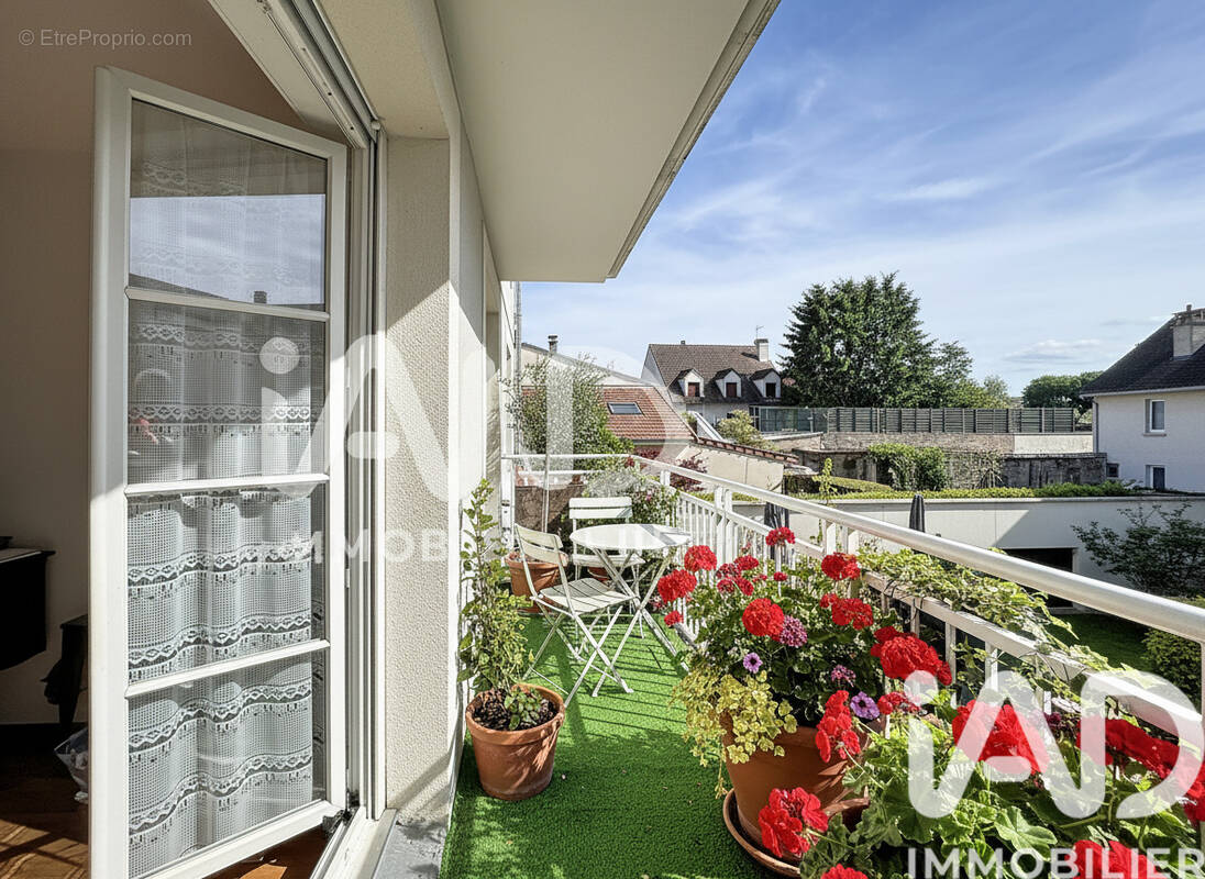 Photo 1 - Appartement à CORBEIL-ESSONNES
