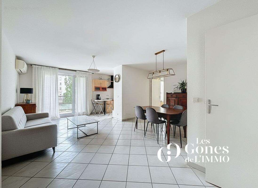 Appartement à TASSIN-LA-DEMI-LUNE