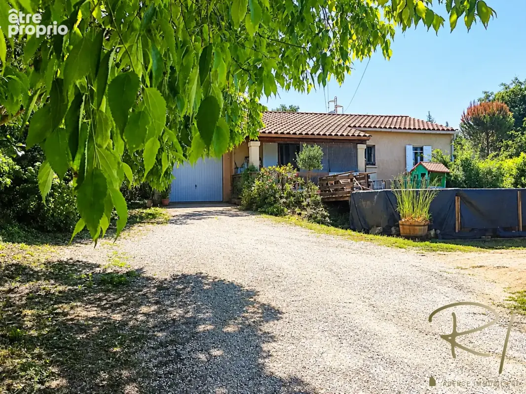 Photo Maison à Barjac au prix de 243 000€