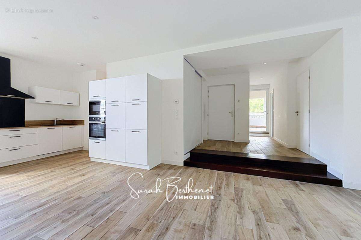 Appartement - photo 2