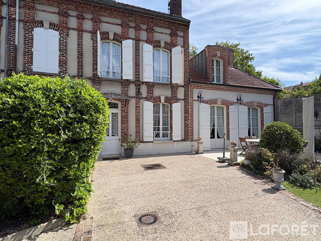 Maison à EPERNAY