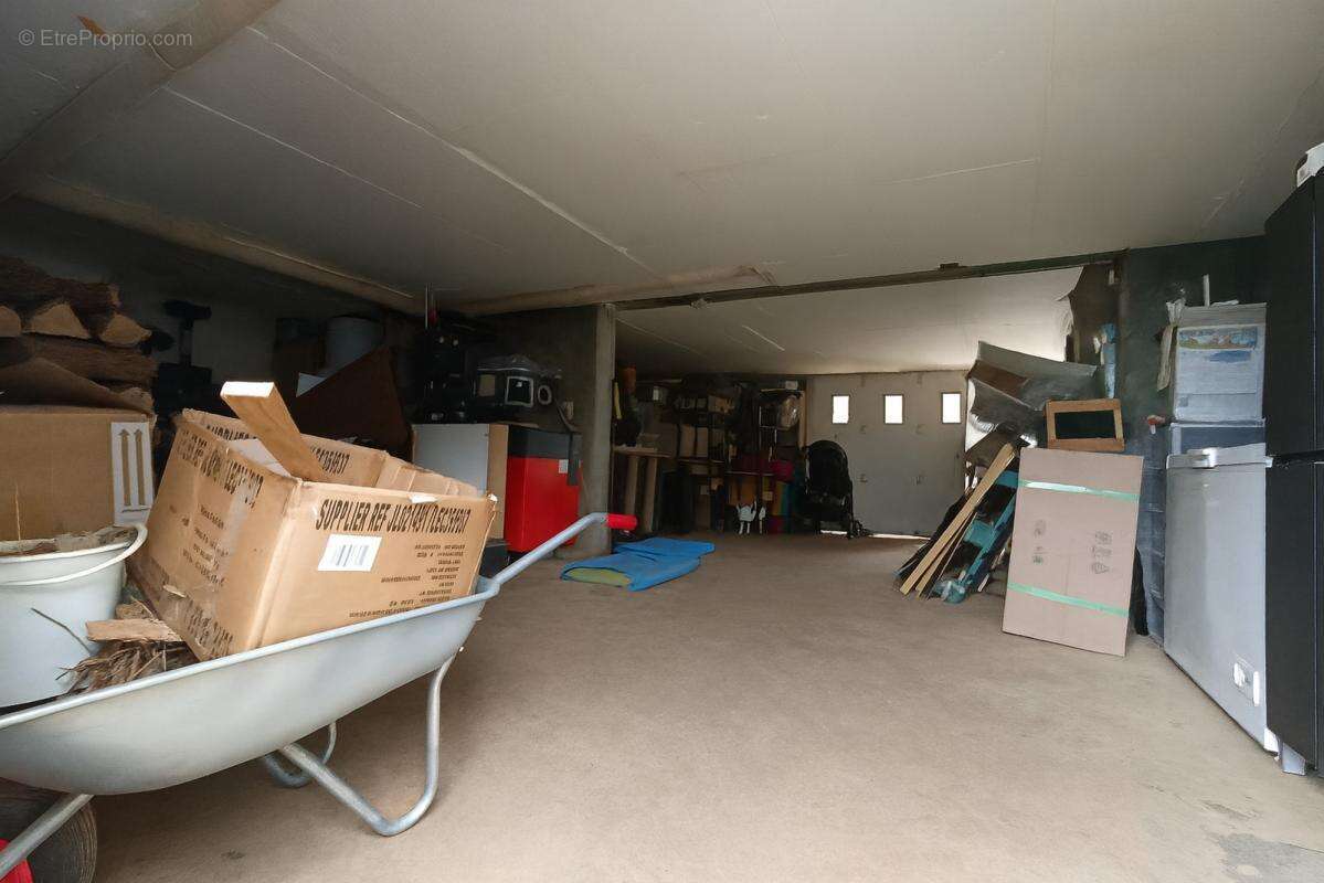 Maison à NIEUIL-L&#039;ESPOIR