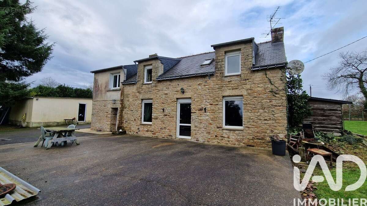 Photo 2 - Maison à LE SAINT