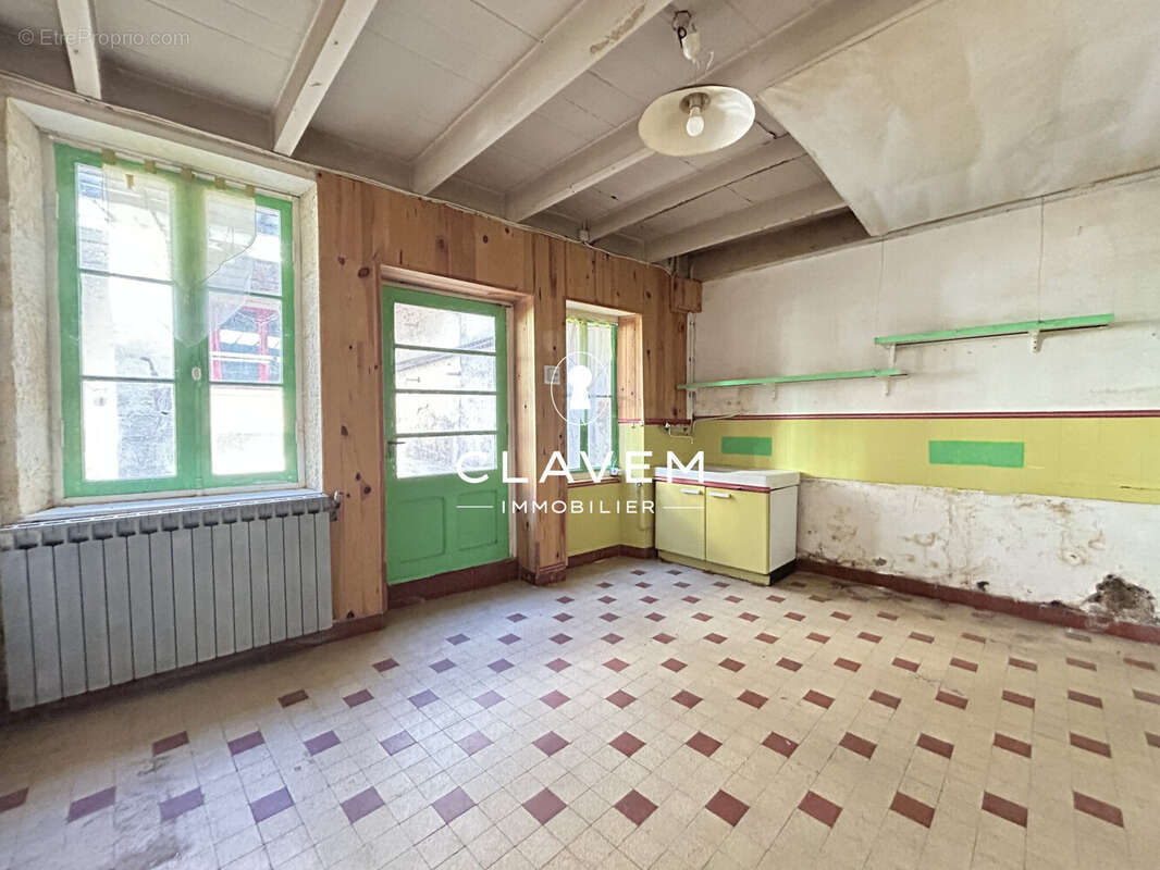 Appartement à SAINT-SAVIN