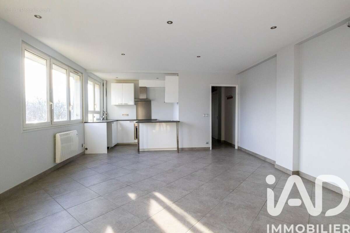 Photo 5 - Appartement à SAINT-MAUR-DES-FOSSES