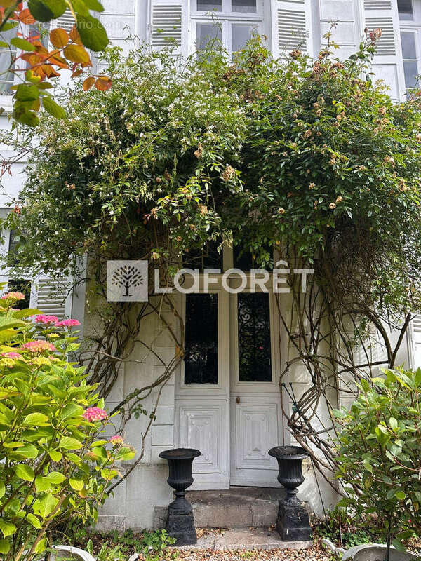 Maison à MONTREUIL