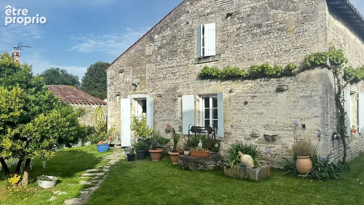 Charmante maison en pierre le mazeau - photo 1