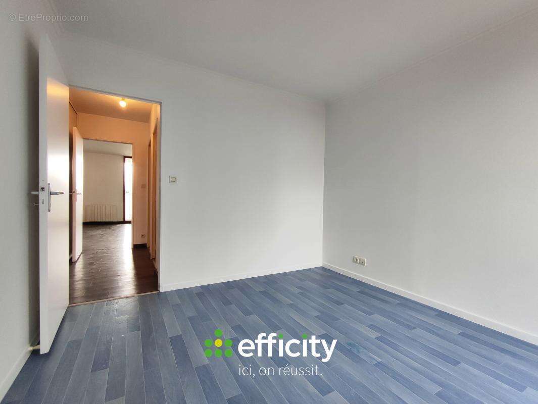 Appartement à SAINT-JACQUES-DE-LA-LANDE