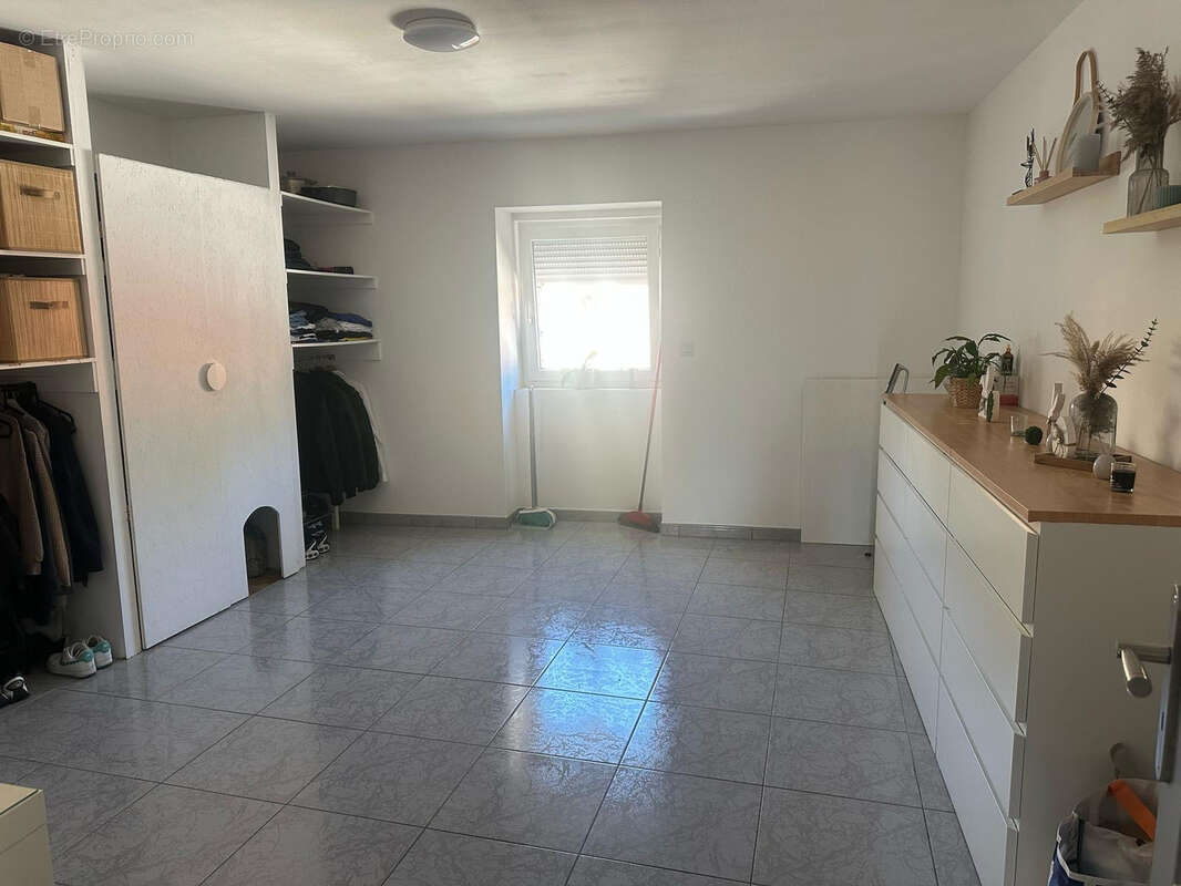 Immeuble de rapport   4 appartements   509 m2   rentabilité 9,88 % - photo 10