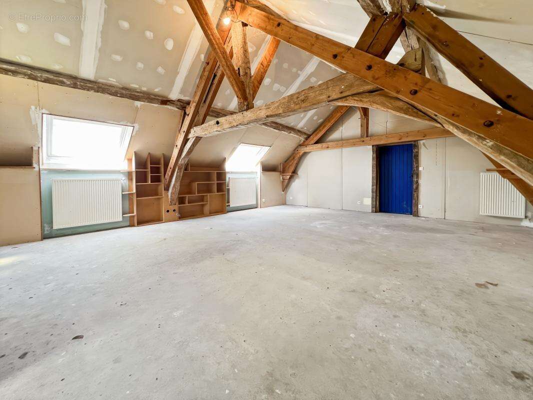  Propriété de caractère sur un parc arboré et boisé de 8000 m²  - photo 11
